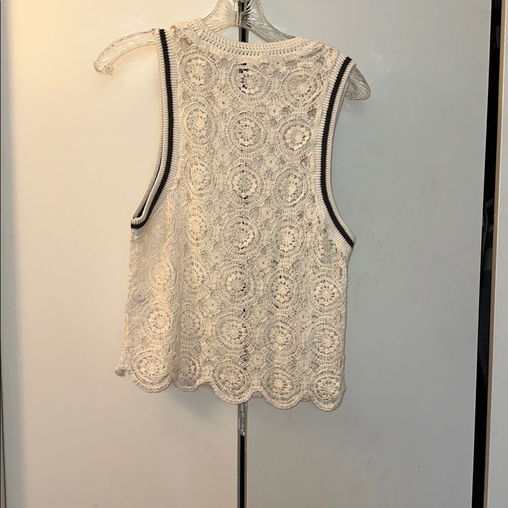 Daily Practice by Anthropologie ivory crocheted with knit band on sleeve - Picture 4 of 4